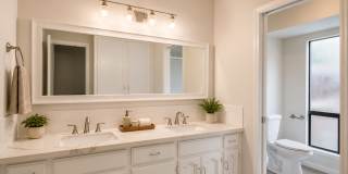 Drench Yourself in Luxury: 3-Bedroom Corner Oasis with a Sparkling Pool! Drench Yourself in Luxury: 3-Bedroom Corner Oasis with a Sparkling Pool! Gallery 11