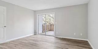 Room in 3 Bedroom Home at Lex Dr Gallery 5