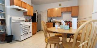 Nice 2 bed in Allston Gallery 3