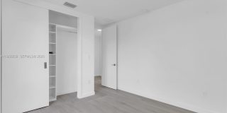 3204 Plaza St Gallery 11
