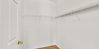 Maple Crossing Condo – Comfort, Convenience & Location Maple Crossing Condo – Comfort, Convenience & Location Gallery 14