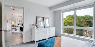 The Lorient Gallery 18