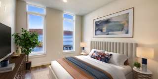 Alexander Crossing Gallery 9