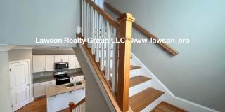 Upscale Three Bedroom in Colonial Green with Garage Upscale Three Bedroom in Colonial Green with Garage Gallery 25