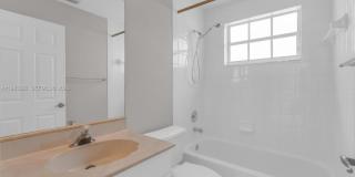 10635 NW 54th St Gallery 24