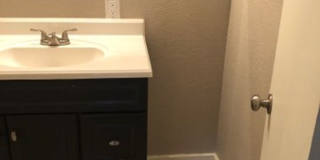 La Place 5th St Gallery 30