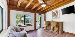 400 33rd Street Gallery 17