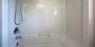 573 Hanover St Gallery 15