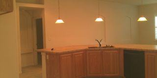 Single Story 1700sqft Rocklin Single Story, 3 bedroom, 2 baths-Gardner, Walking distance shopping Gallery 18