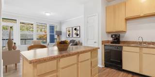 Hickory Point Apartments Gallery 16