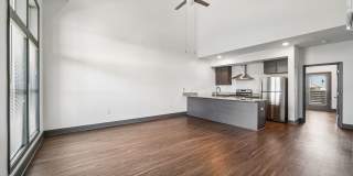 St. Thomas Flats Gallery 21