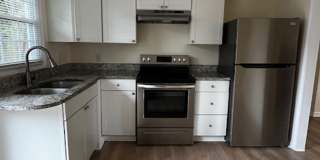 435 Ross Street Gallery 1