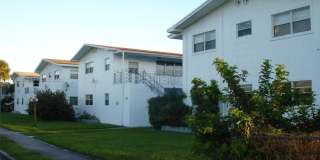 1440 NE 171st St # 4 Gallery 1