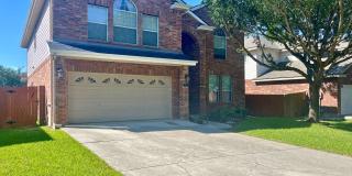 Spacious 4 Bedroom Home with Covered Patio in Cibolo Gallery 1