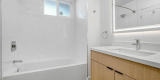 110 South Swall Apartments Gallery 6