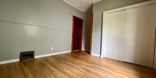 Wonderful 2 Bedroom 1 Bath Single Family Home!! Gallery 5