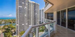 21205 YACHT CLUB DR Gallery 26