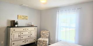 4855 Balfern Street Gallery 12