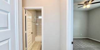 4 Bedroom Home with Pool in Kinder Ranch! Gallery 4