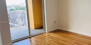 900 SW 8th St Gallery 7