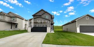 Brand New Bennington Home! Gallery 1
