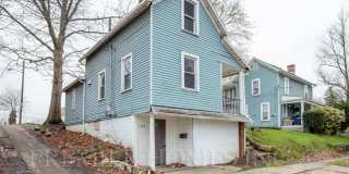 3 Bed Home with Basement & Off-Street Parking – $1,395/mo Gallery 4