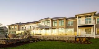 Avalon Harbor Isle Gallery 42