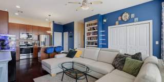 Bright & Character-Filled 2BR/2BA Condo in the Brooklyn Arts District Gallery 1