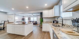 811 W Kings Gallery 41