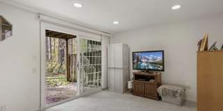 7240 Stover Dr Gallery 4