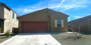Stunning 4-bedroom, 2-bathroom home located in the vibrant community of Sahuarita, AZ Gallery 1