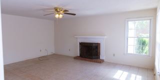 Available 3/2 house in Green Acres! Gallery 7