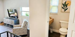 Seasonal Short-Term Venice Island Townhouse Steps from Venice Beach! Gallery 11