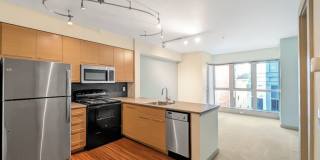 Spacious Condo in Prime Location of Capitol Hill Gallery 1