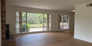 3 Bedroom 2 Bath Single Family Home w/Garage & Bonus Room Gallery 4
