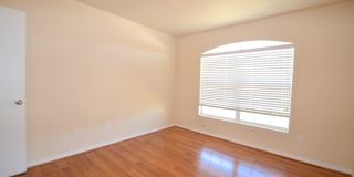 GORGEOUS 4 BED/2 BATH HOME IN HOUSE CREEK!! Gallery 19