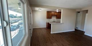 1056 Wallgreen Gallery 2
