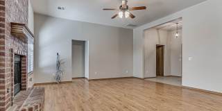 4 Bed | 2 Bath + Edmond Schools + North Hampton Addition Gallery 10