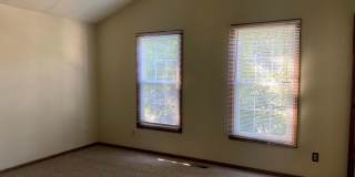 Elegant and Spacious Home! Gallery 15