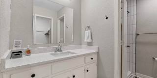 Updated 3 bedroom duplex near Greenbelt! Gallery 22