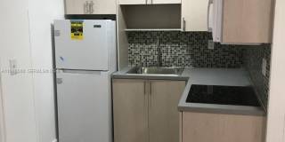 2730 Collins Ave Gallery 4