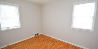 Impeccable updated home just blocks from downtown! Gallery 9