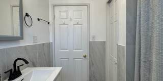 Immediate Move-In! Renovated 2BR House Near Ball State w/ Fireplace & Outdoor Space Gallery 25