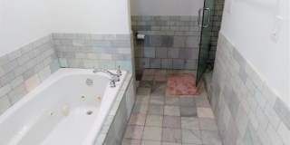 521 Racine Gallery 8