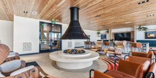 Aura Arts District Gallery 15