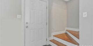 321 S Gardner Avenue Gallery 6