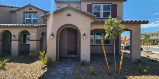 Gorgeous 3bed/2.5bath/2Car home located in Insirada Gallery 1