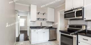Beautifully Remodeled Independence Home-Available NOW!! Beautifully Remodeled Independence Home-Available NOW!! Gallery 5