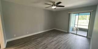 3 Bedroom 2.5 Bathroom Townhome located in Pelican Bay Gallery 18