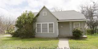 Affordable 2 bedroom home CLOSE ACCESS TO LOOP 306! Gallery 1